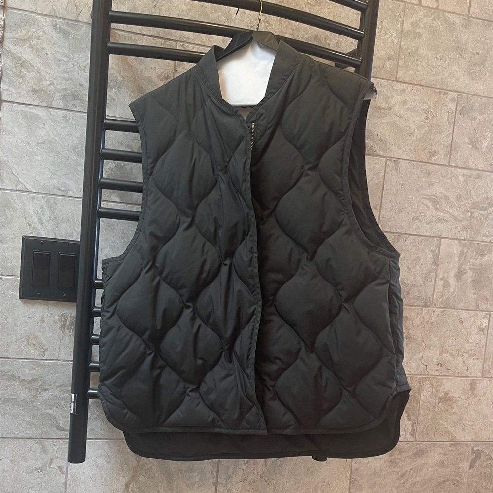 COS puffer Vest